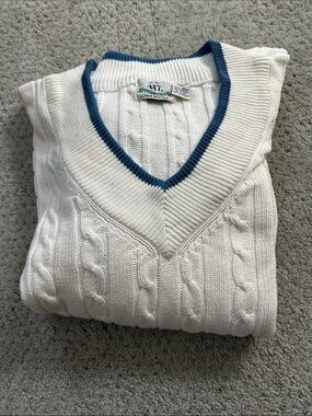 Van Heusen Cable Knit V-Neck Sweater